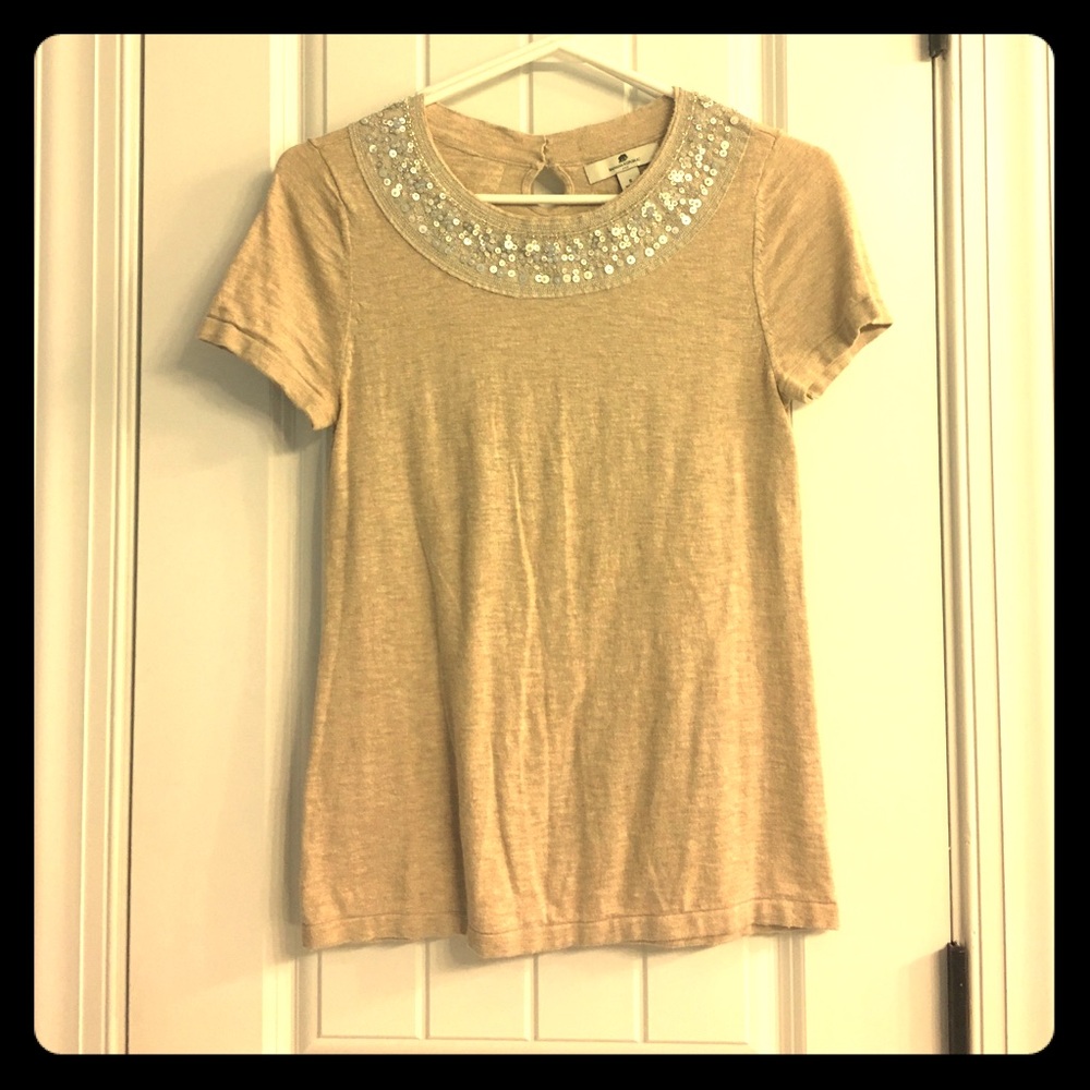 Thin knit short sleeve sweater